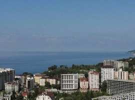 Двенадцатиэтажная здание, расположено в экологическиом...