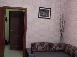 не старый дом. Отличный ремон, мебель, техника. Во дворе свое...