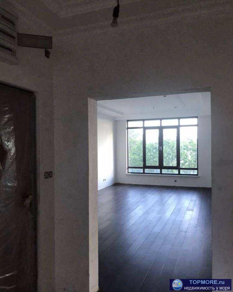 Пентхаус с видом на море в 150 метрах от берега центральной набережной города Сочи.Распланирована на 4 спальные... - 2