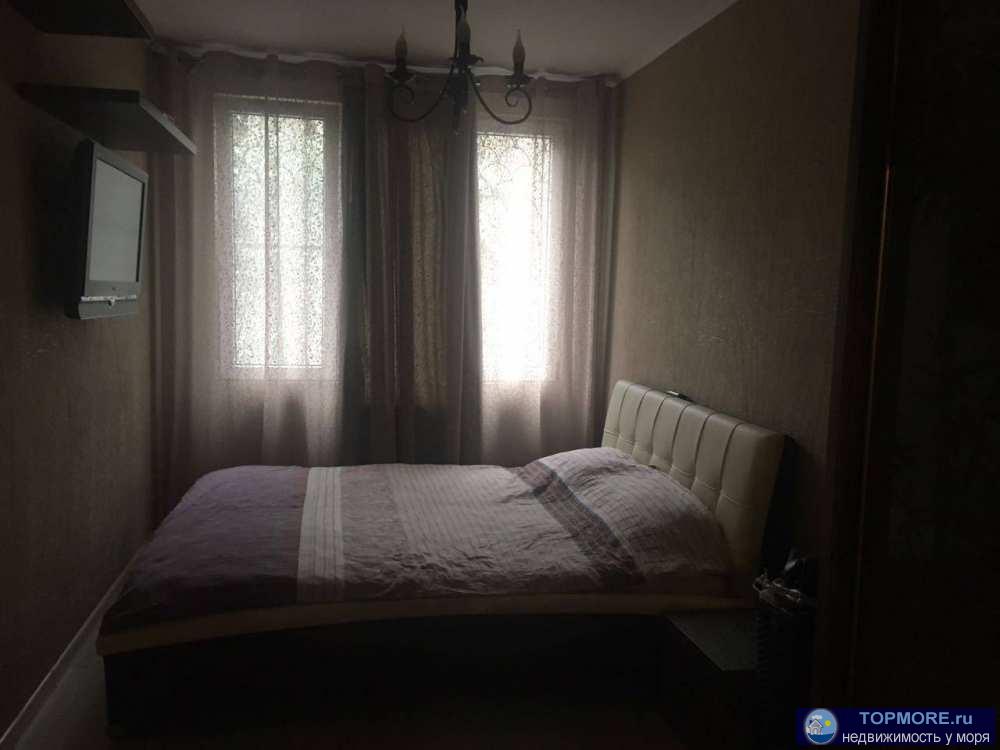 Продаётся двух этажная квартира с разными входами, Сталинка!Квартира по документам 97.2 кв.м, по факту 103.6. м за... - 2