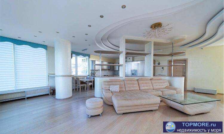 Продается элитный пентхаус в малоквартирном доме!7 этаж - 3 спальные комнаты, библиотека, 2 санузла, рабочий кабинет,...