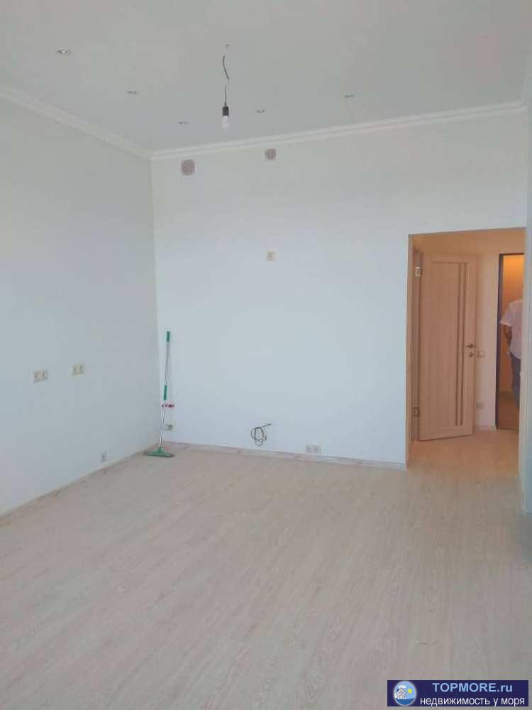 Продаю 2-х комнатную квартиру с ремонтом в центре Сочи с шикарным видом на море и горы.До моря 10 минут. До остановки... - 2