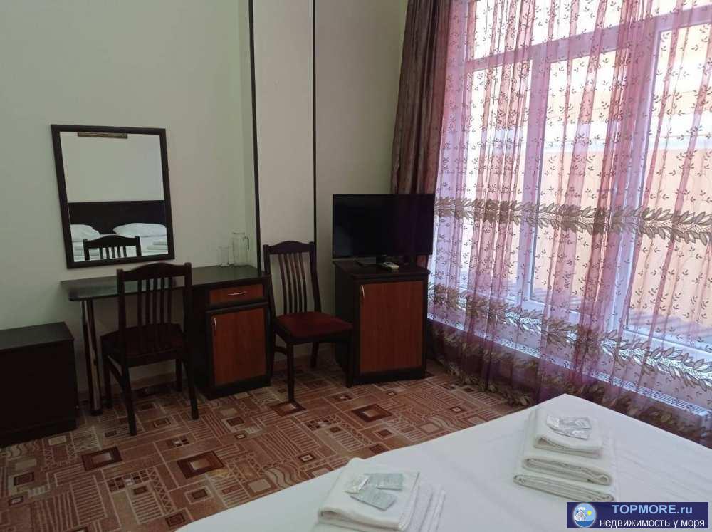 Лот № 132817. Продаю апартаменты в действующей гостинице уровня 3 звезды, которая расположена всего в 30 метрах от... - 2