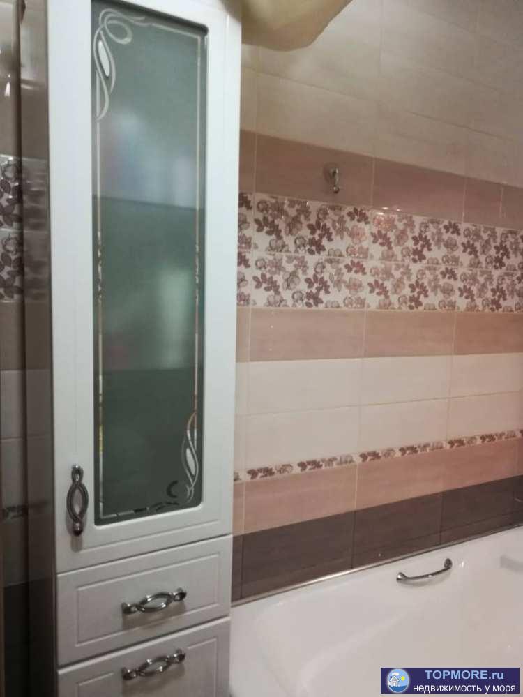 Продам двухкомнатную квартиру 53 кв м в доме бизнес класса с лифтом и парковкой.на 2 этаже в Завокзальном...