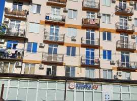 Продается отличная квартира с видом на море! Есть балкон.ремонт...