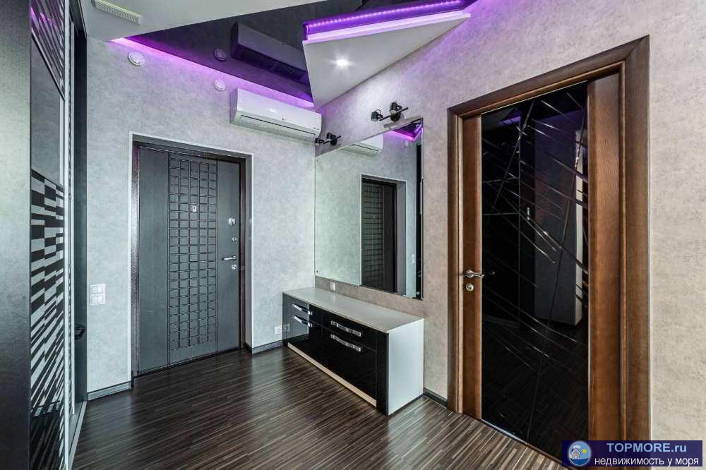 Вашему вниманию предлагается элитная квартира в жилом комплексе бизнес-класса Московия. В квартире сделан дорогой...