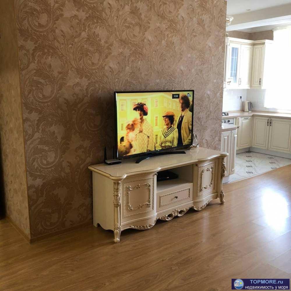 Одно из лучших предложений сезона! Продается 4-комнатная квартира,Обьедененная из двух квартир. площадью 97...