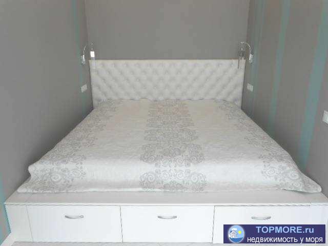 Срочно продаю квартиру с дизайнерским ремонтом! Квартира не сдавалась, все абсолютно новое. Дом бизнес класса и имеет... - 1