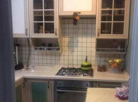 Полноценная 2 ком квартира с новым капитальным ремонтом....