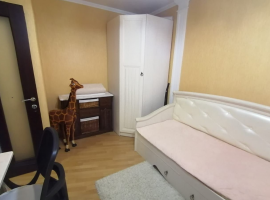 Милая, с хорошим ремонтом квартира, площадью 44 квадратных метра...