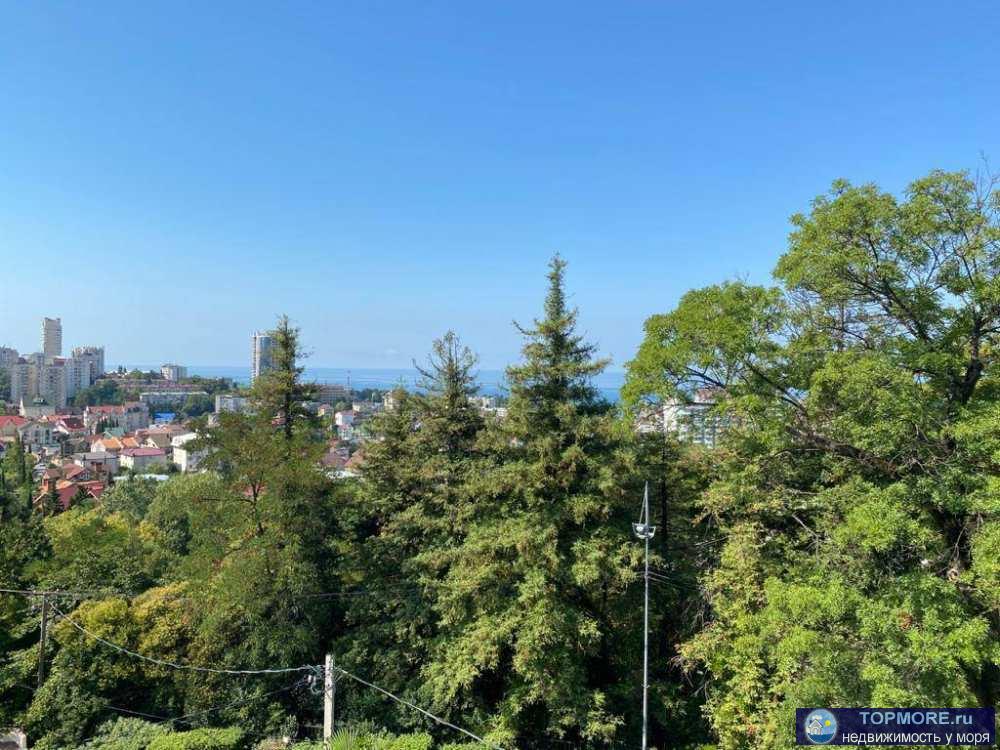 Лот № 132719. Продаю светлую квартиру с видом на море и город. Квартира расположена в районе с удобной локацией и...