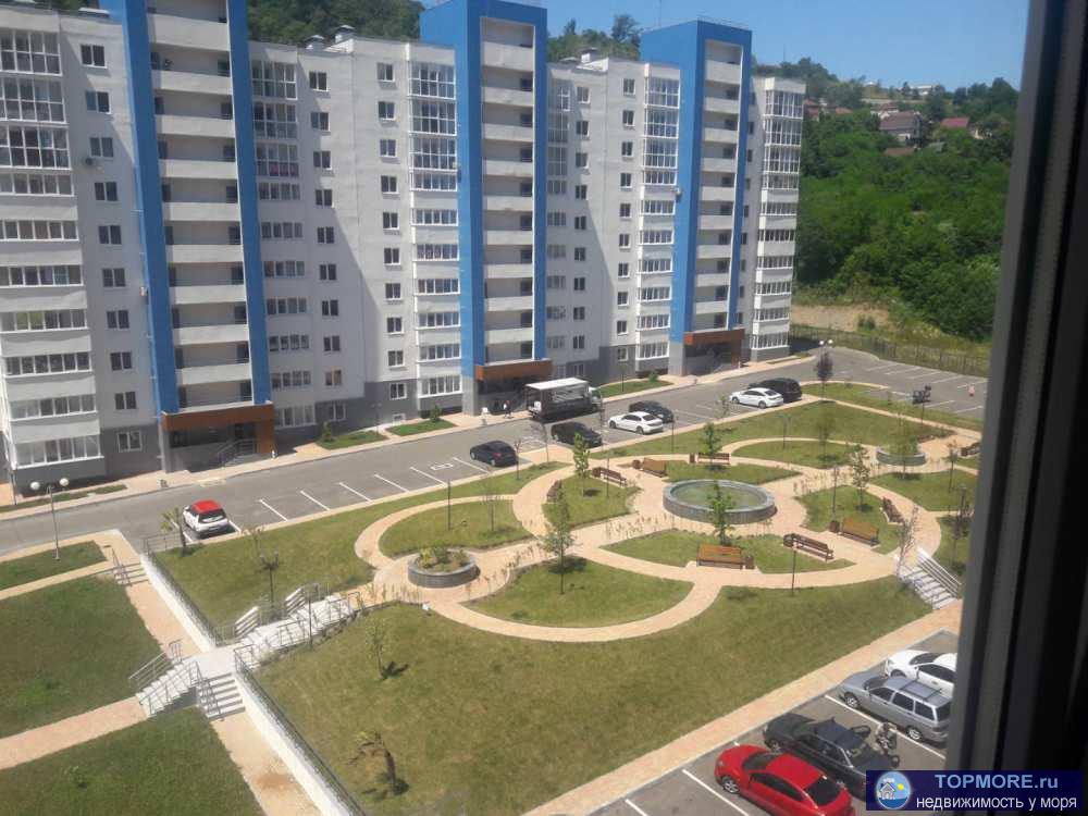 Продаю светлую квартиру с новым ремонтом. Из окон открывается вид на озеро! Данный факт является одним из важнейших... - 1