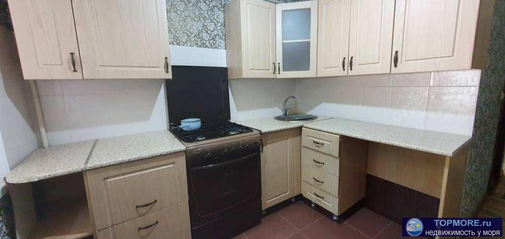 Продаю полноценную двухкомнатную квартиру в центральном районе города Сочи. Развитая инфраструктура района включает в... - 1