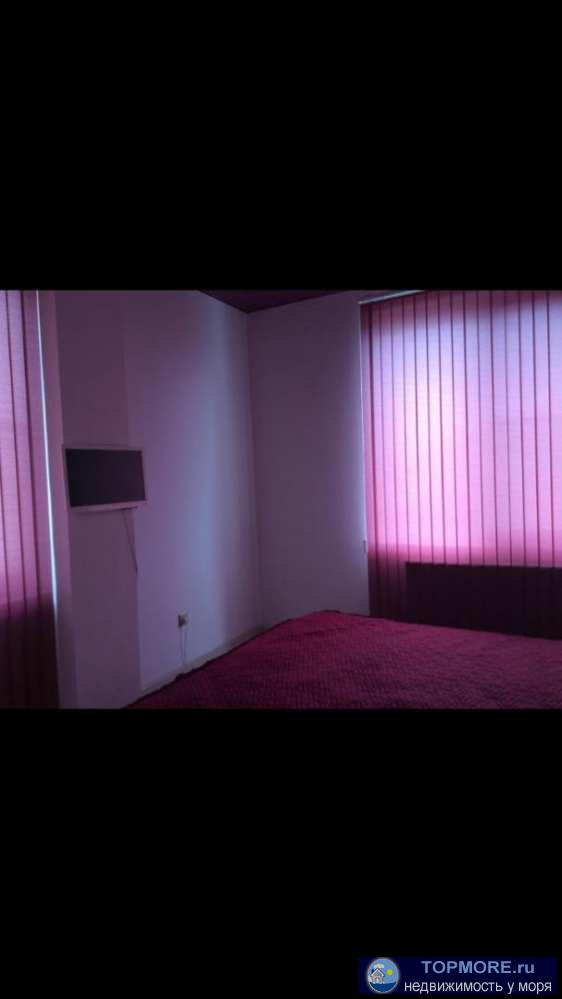 Продам трехуровневую квартиру в самом центре Сочи. Квартира находится в Завокзальном районе. 4 комнаты, кухня, 2... - 2