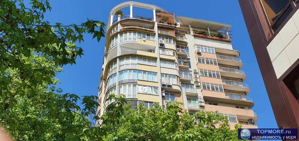 Продам просторную, светлую 2-к квартиру с ремонтом в самом центре города-курорта Сочи в доме бизнес класса по улице...