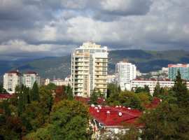 Самый центр Сочи.Садики, школы - в шаговой доступности.Рядом...