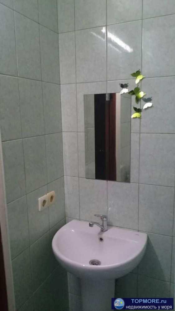 Продаю 1-комнатную квартиру площ. 29 кв. м на 2 этаже 7 этажного дома. В квартире ремонт мебель и техника. Есть... - 2