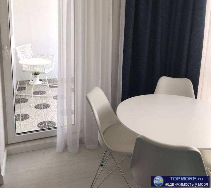 Стильная и современная евродвушка в доме бизнес-класса в самом центре Сочи. Закрытая и охраняемая территория,... - 2