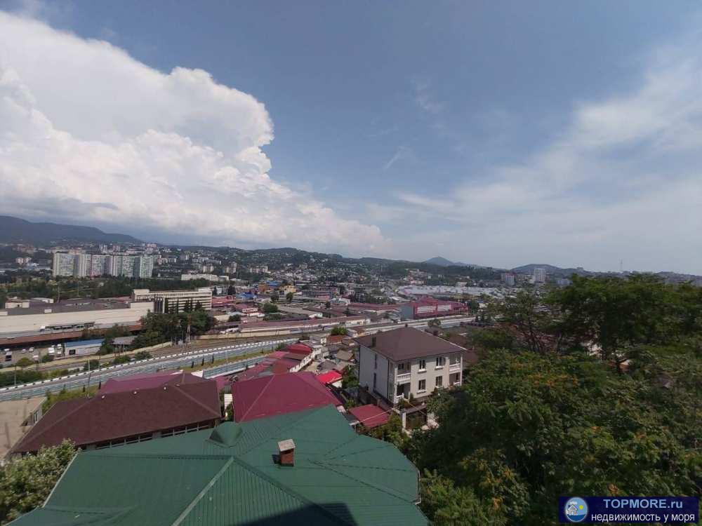 Продаю квартиру. С ремонтом , мебелью и техникой. Ремонт дизайнерский . Панорамные окна, отличный вид. Остановка 100... - 1