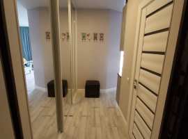 Продаю квартиру. С ремонтом , мебелью и техникой. Ремонт...