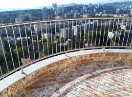 Отличная цена на квартиру в доме бизнес-класса в самом центре Сочи!...