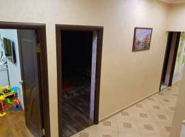 Продаю шикарную и просторную трехкомнатную квартиру с мебелью и...