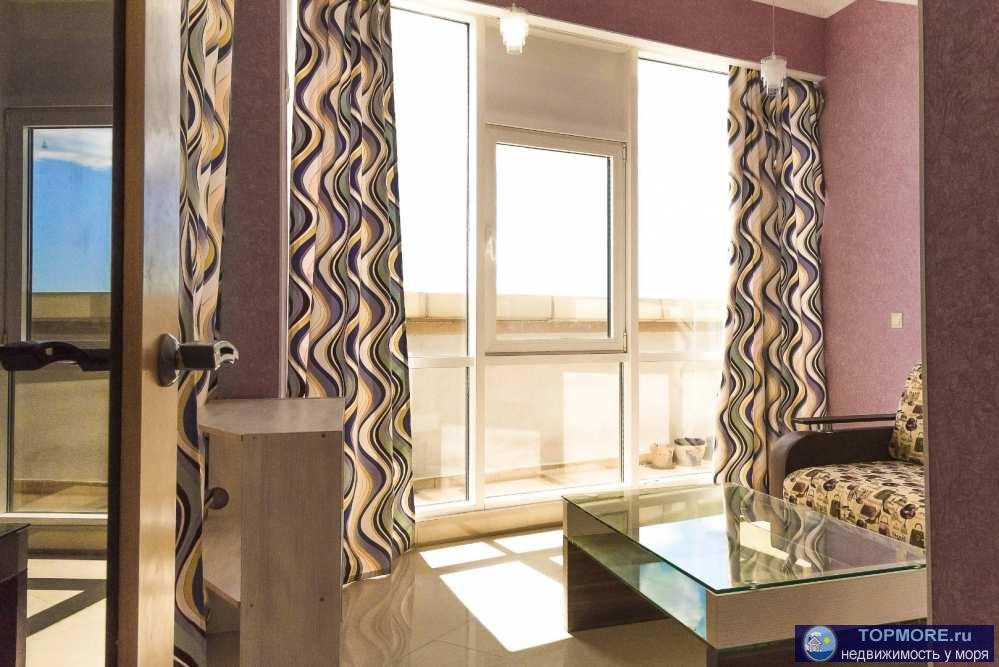 Продается пентхаус в доме бизнес класса. Пентхаус оборудован террасами, панорамными окнами. Панорамный вид на море из...