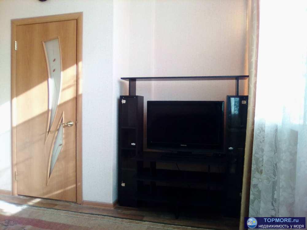 Лот № 106853. Продается 2-комнатная квартира в хорошо развитом районе. Остается мебель и техника, с/у совмещен,... - 2