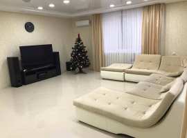 Продаю просторную квартиру с видом на море.Дом бизнес-класса,...