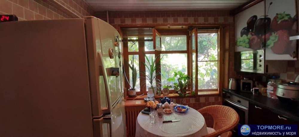 Центр Сочи. микрорайон Макаренко. сочинка. в шаговой доступности все необходимое для жизни. магазины. ярмарки....