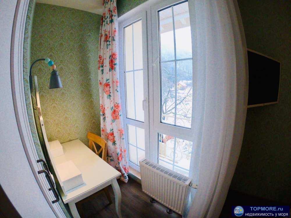 Срочно! Продается полноценная однокомнатная квартира с дорогим новым ремонтом в самом центре курорта. Новая дорогая... - 2