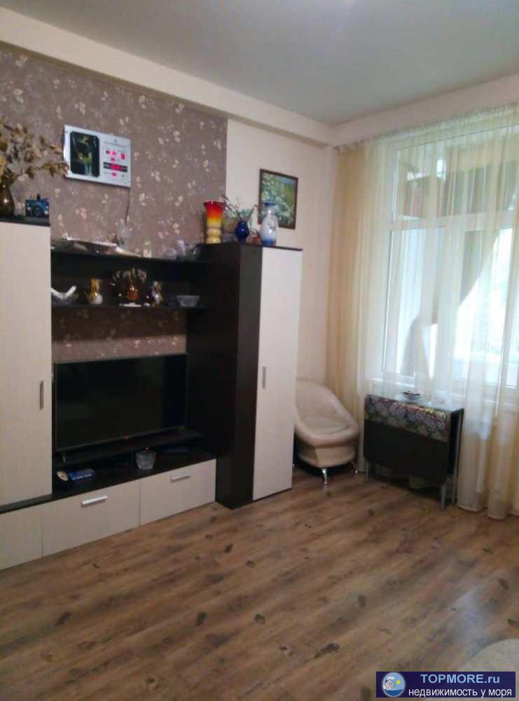 Уютная, чистая студия, площадью 33,5 кв.м находится в тихом месте Кудепсты. Из окон квартиры открывается вид на... - 1