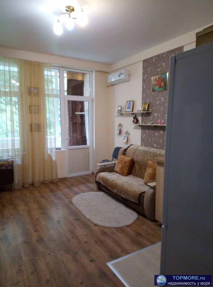 Уютная, чистая студия, площадью 33,5 кв.м находится в тихом месте Кудепсты. Из окон квартиры открывается вид на... - 2