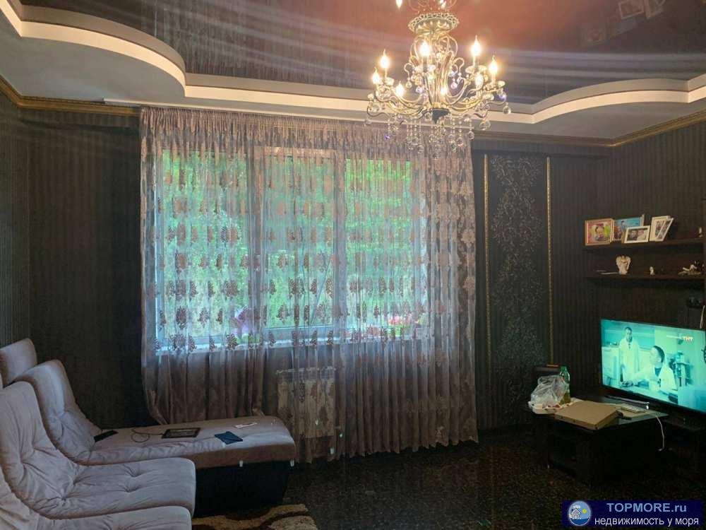 Продаётся отличная квартира в Дагомысе. Улучшенная планировка. Квартира на 3 этаже с потрясающим видом на горы!... - 1