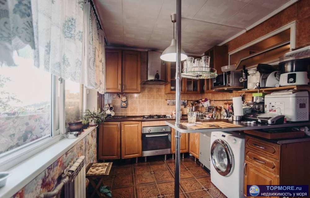 Продам 3-х комнатную  квартиру в доме, расположенном в районе Донская.Дом пятиэтажный.Расположен рядом с остановкой...