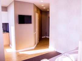 Продается квартира с ремонтом и мебелью. Угловая, четыре окна, есть...