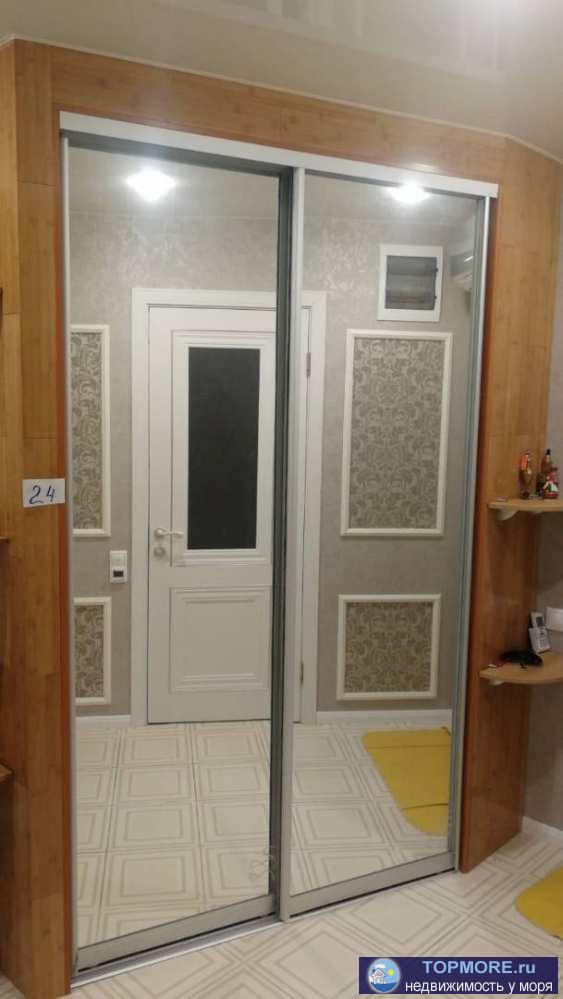 Продается трехкомнатная квартира в центральном районе,под квартирой находится оборудованный подвал.Дом находится...