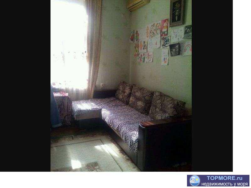 Продам большую трёхкомнатную квартиру. Находится в Хосте на центральной улице, на 2 этаже. Рядом школа,магазин,до... - 2