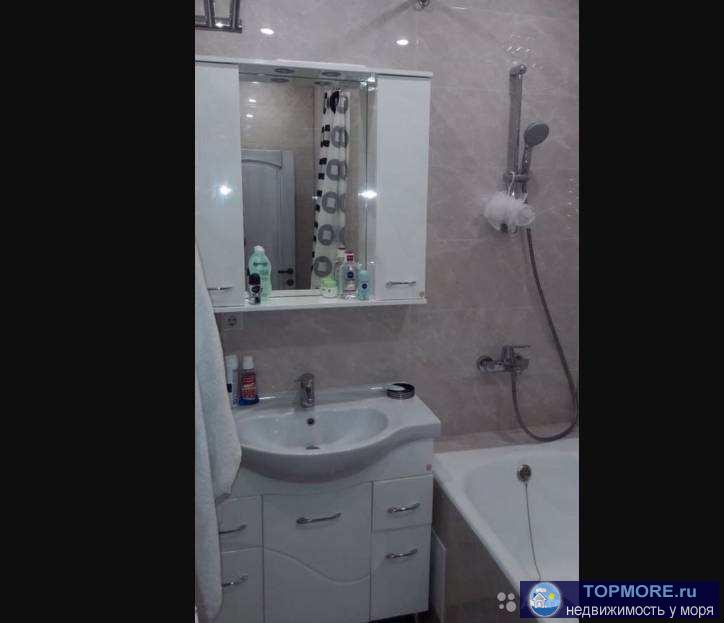 В самом центре Дагомыса в живописном, тихом, экологически чистом месте (зелёная зона, река) продаётся 3- комнатная...