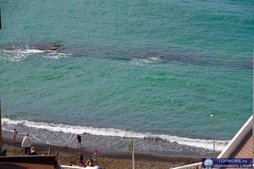 Лот № 133085. 3-х комнатная квартира с дорогим ремонтом(теплые полы, домофон, мебель, техника) в центре города Сочи у...