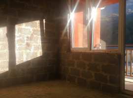 Лот № 105829. Квартира в пос. Эстосадок, у канатной дороги. С...