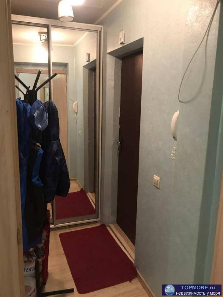 Продается квартира в панельном доме, капитальный ремонт дома в 2014 году, большая преддомовая территория, во дворе 8... - 2