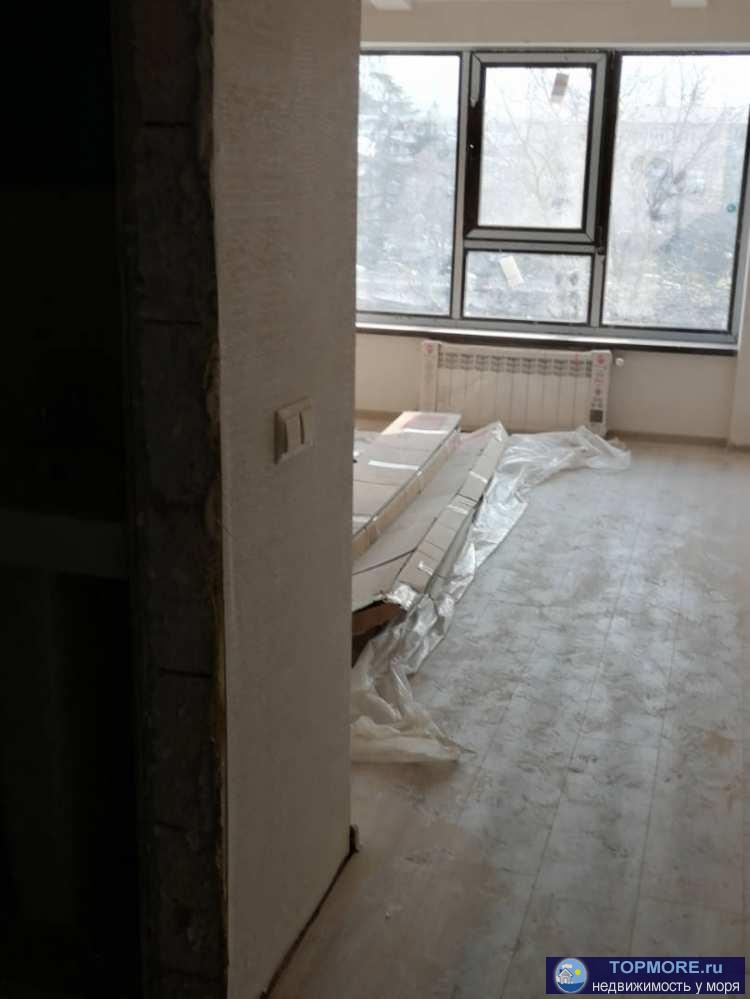 Продам апартаменты в центре г.Сочи с ремонтом, мебелью и кухонной техникой, видеонаблюдение по периметру. В шаговой... - 2