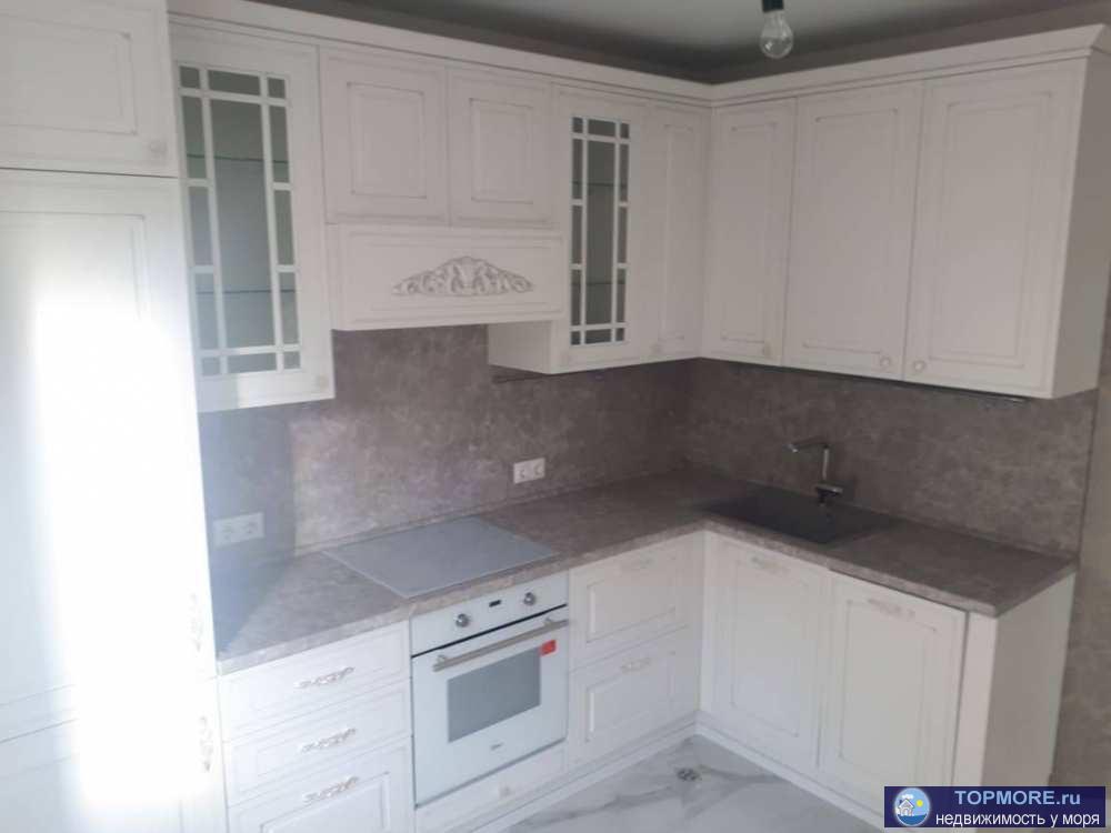 Квартира с новым ремонтом, три спальни, два с/узла, прогулочная зона, море 900 м. Звоните - 2