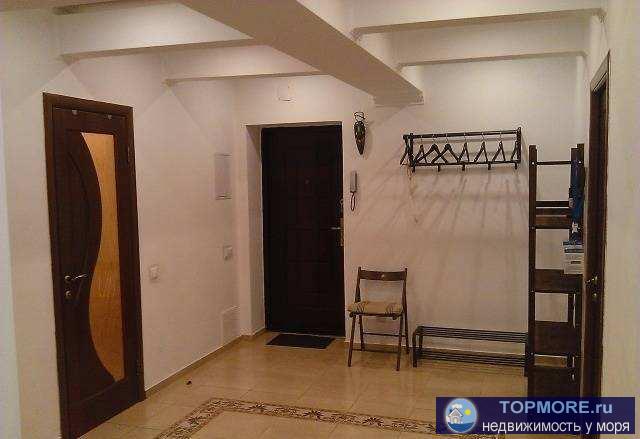 Продаётся 3-к квартира в Адлере, в районе ж/д вокзала. Общая площадь 95 кв.м. Рядом расположены: детский сад в... - 1