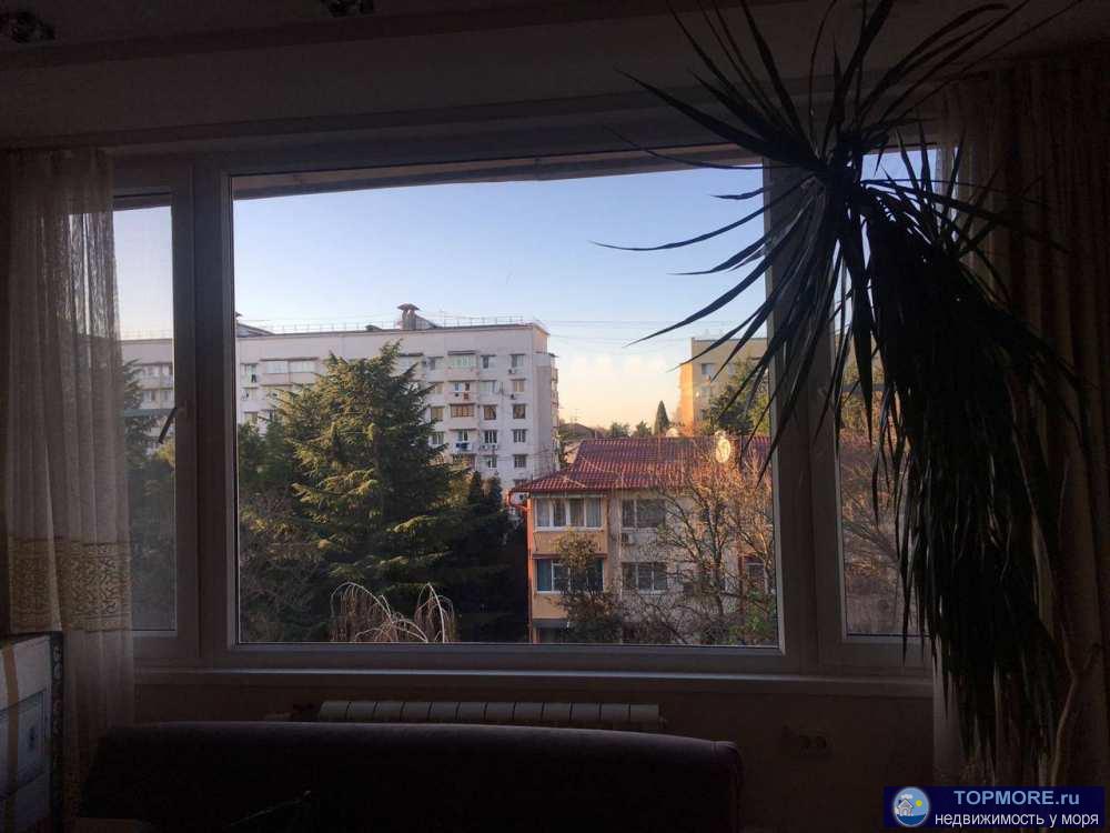 Лот № 109719.  К вашему вниманию к продаже представлена прекрасная 3-комнатная квартира в самом центре Адлера на... - 2