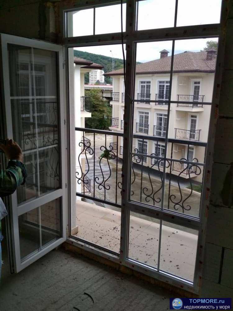 Лот № 168939. Продается  полноценная однокомнатная квартира с ремонтом в жк Флора в Кудепсте. Балкон, большой санузел...