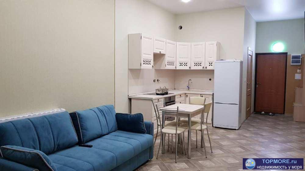 Продаю просторную квартиру, с ремонтом, мебелью и техникой в хорошем жилом доме! Хороший вид из окна, 2 балкона!...