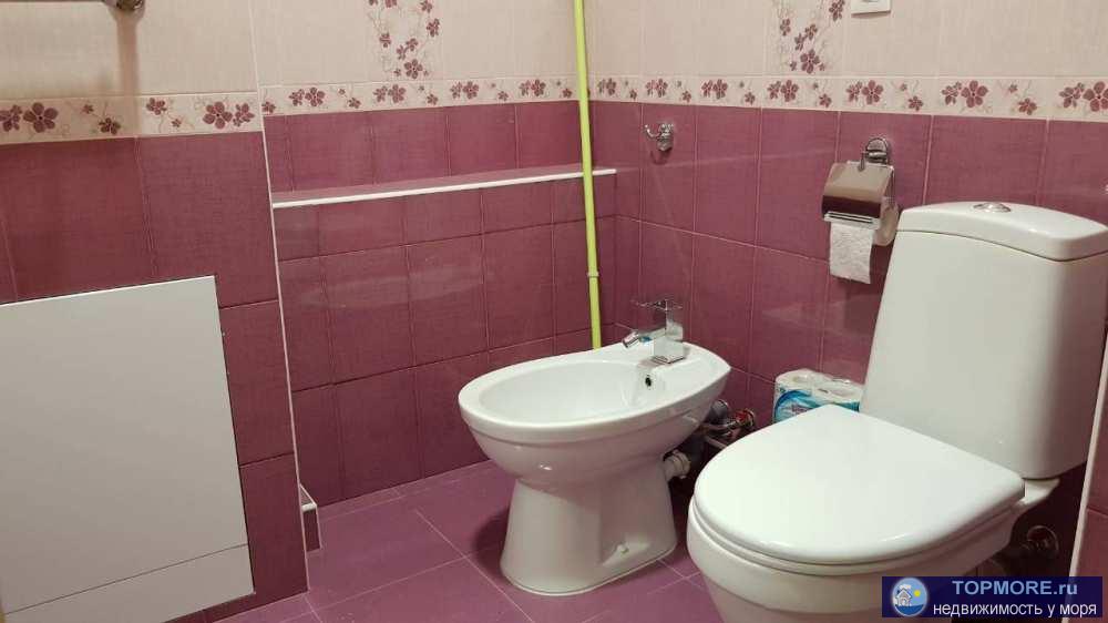 Продаю просторную квартиру, с ремонтом, мебелью и техникой в хорошем жилом доме! Хороший вид из окна, 2 балкона!... - 2