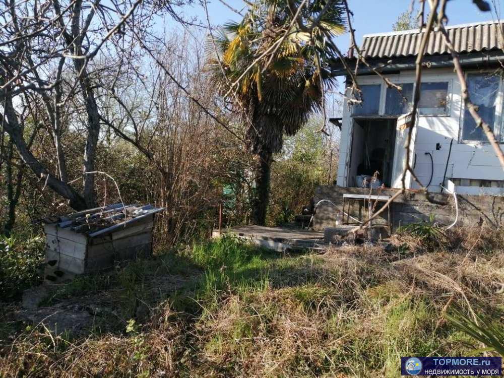 Продается небольшой дачный домик в районе Молдовка (С/Т Искра ул.Тимашевская).Площадь дома 20кв.м (5/+/4)В доме есть...